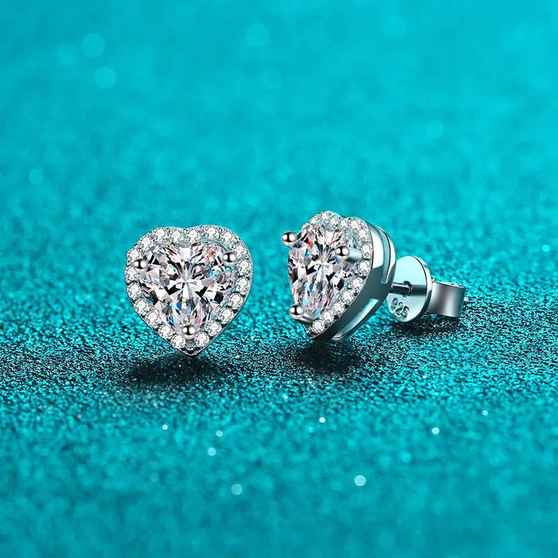 Lovcia Modern Style Heart-Shaped Sterling Silver Mosang Stone Stud Earrings for Women-Earrings-Picture Color-1CT-Picture Color