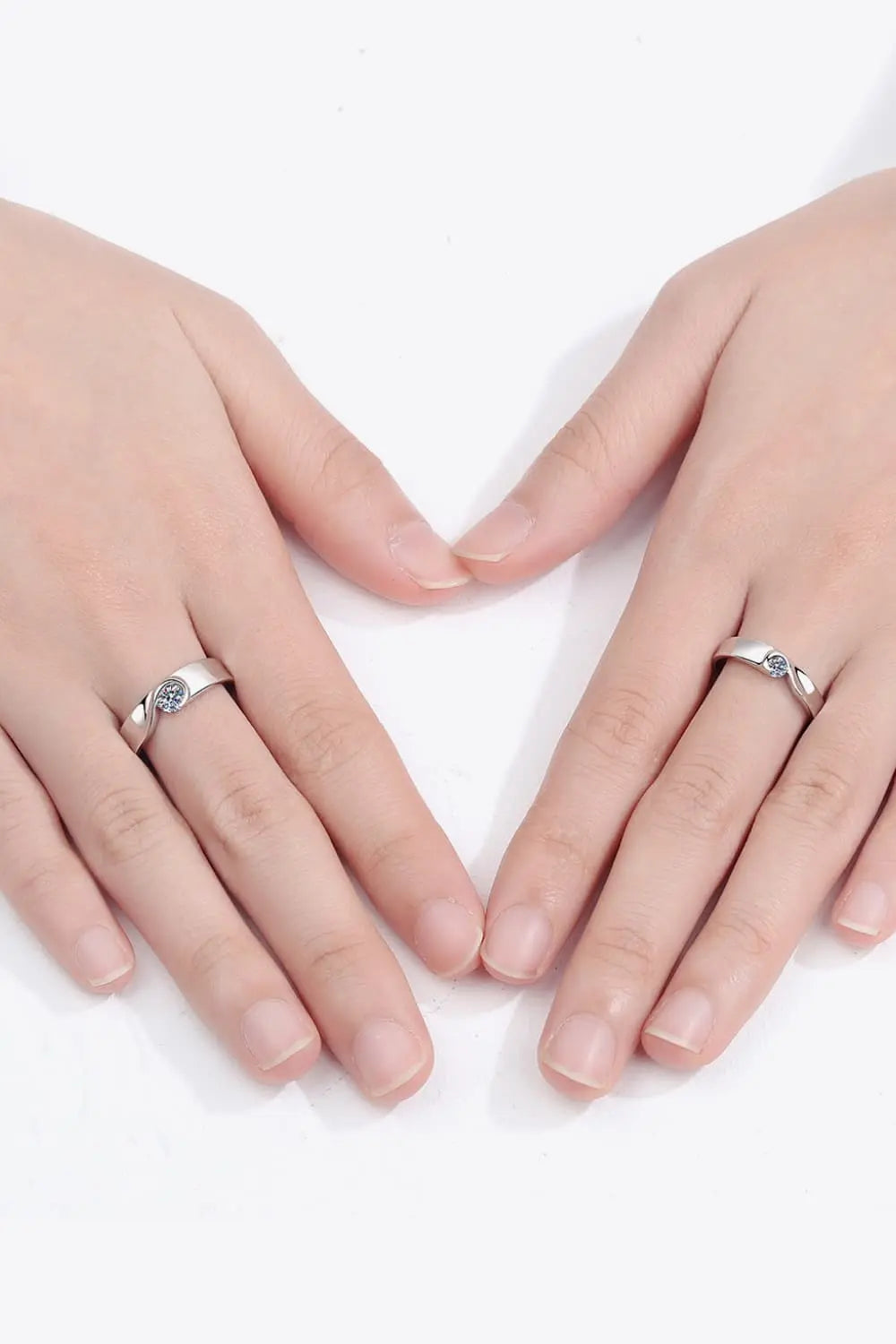 LOVCIA Moissanite Rhodium-Plated Ring
