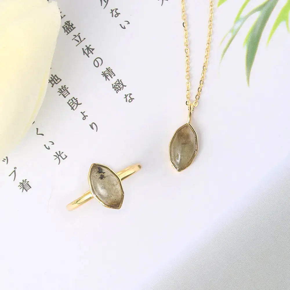 Lovcia Natural African Labradorite Diamond Ring-Rings-Gold-Gold