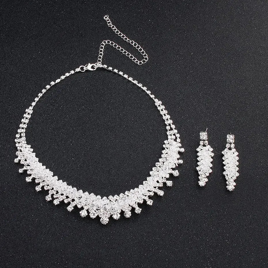 LOVCIA Enchanting Silver Majesty Jewelry Set for Women