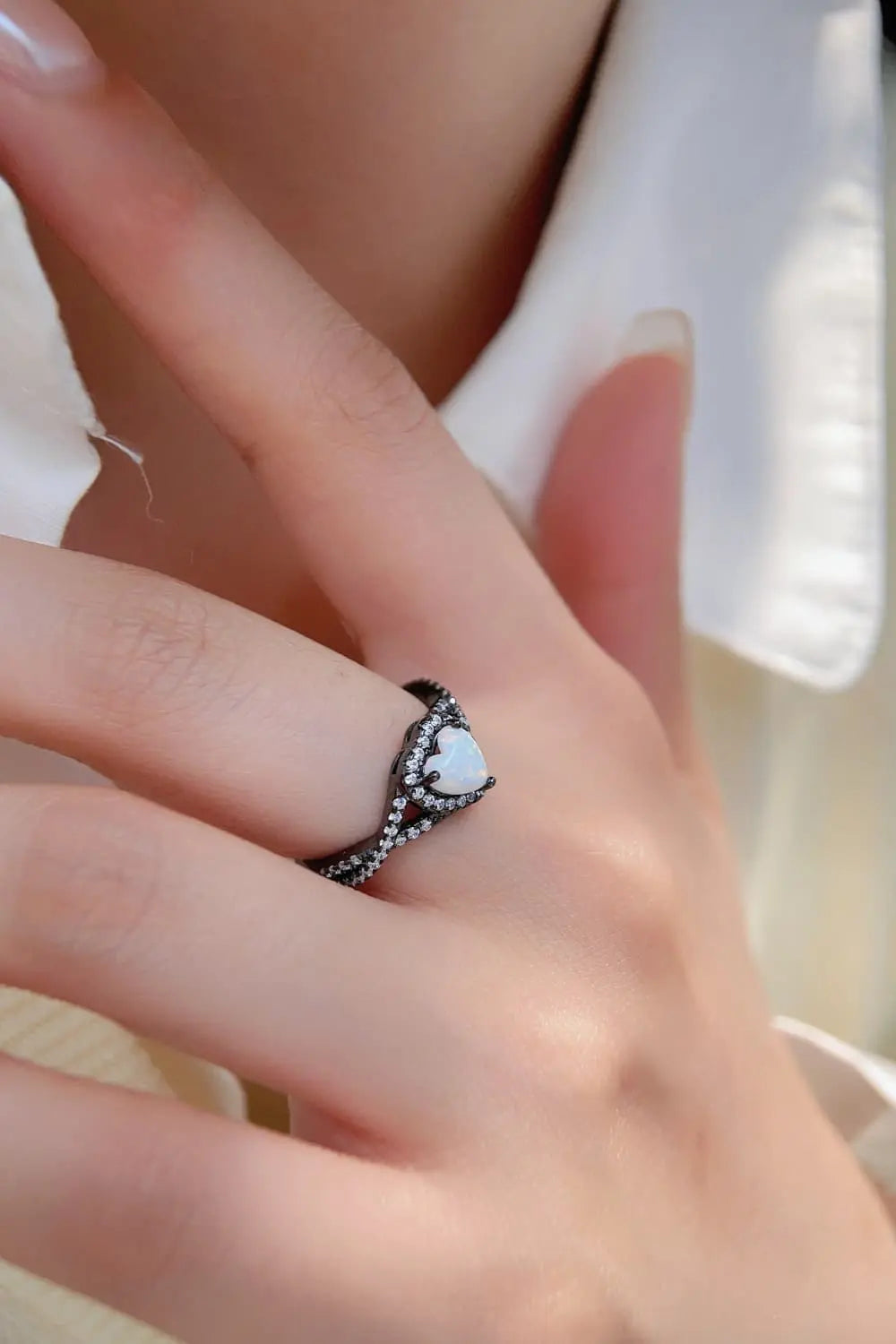 Lovcia Opal Heart Black Gold-Plated Ring-Rings-Black-5-Black