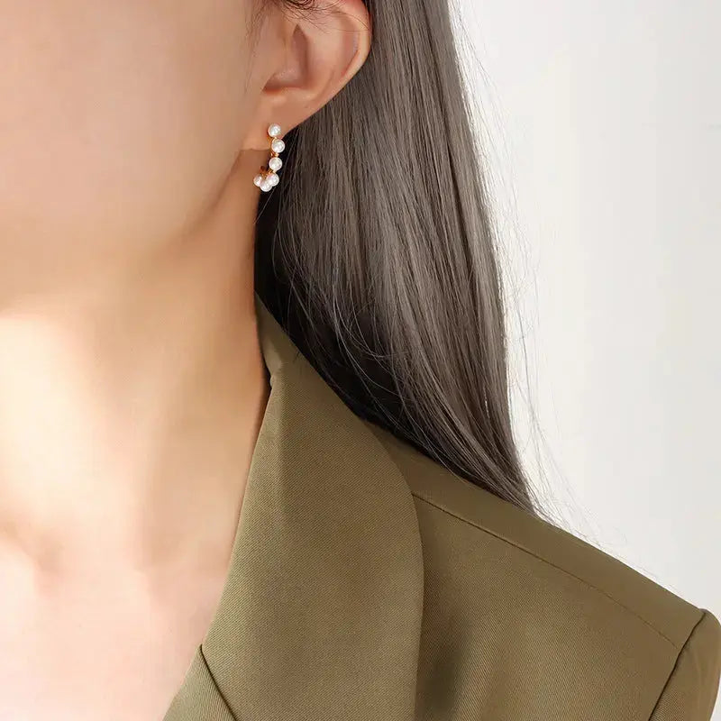 Lovcia Radiant Retro Pearl Statement Earring for All Seasons-Earrings-F127 Gold Earrings-F127 Gold Earrings