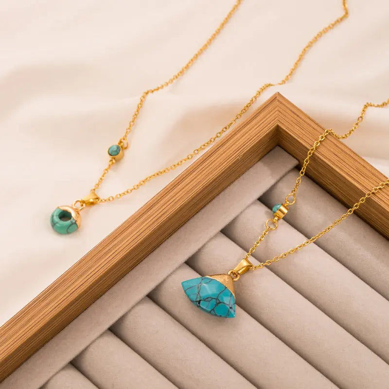 Lovcia Retro Style Turquoise Leaf Titanium Steel Necklace for Women-Necklaces-Round-Round
