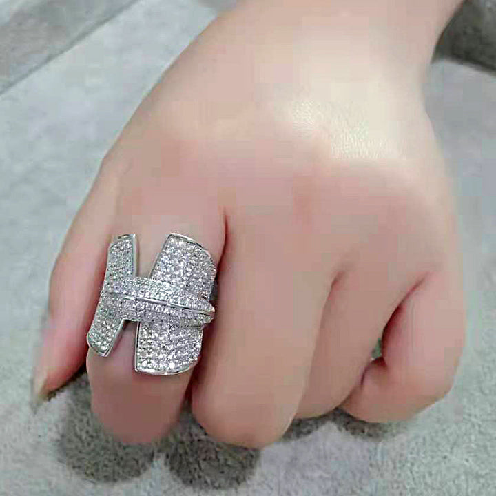 LOVCIA Rhodium-Plated Brass Ring with Clear AAA Cubic Zirconia - Buy stylish Rings for women - Shop latest Ring design - Trendy Rings - Unique fashion Rings - Find the perfect Ring