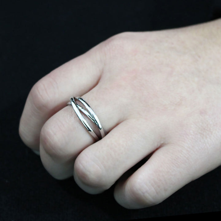 LOVCIA Sleek Stainless Steel Interlocking Band Ring - Buy stylish Rings for women - Shop latest Ring design - Trendy Rings - Unique fashion Rings - Find the perfect Ring