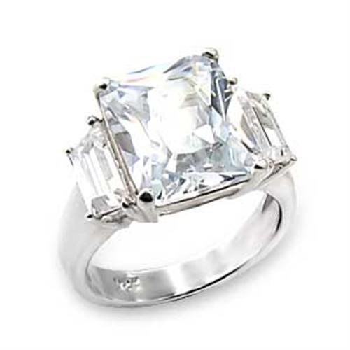 LOVCIA Elegant 925 Sterling Silver Ring with Clear AAA Grade Cubic Zirconia - Buy stylish Rings for women - Shop latest Ring design - Trendy Rings - Unique fashion Rings - Find the perfect Ring