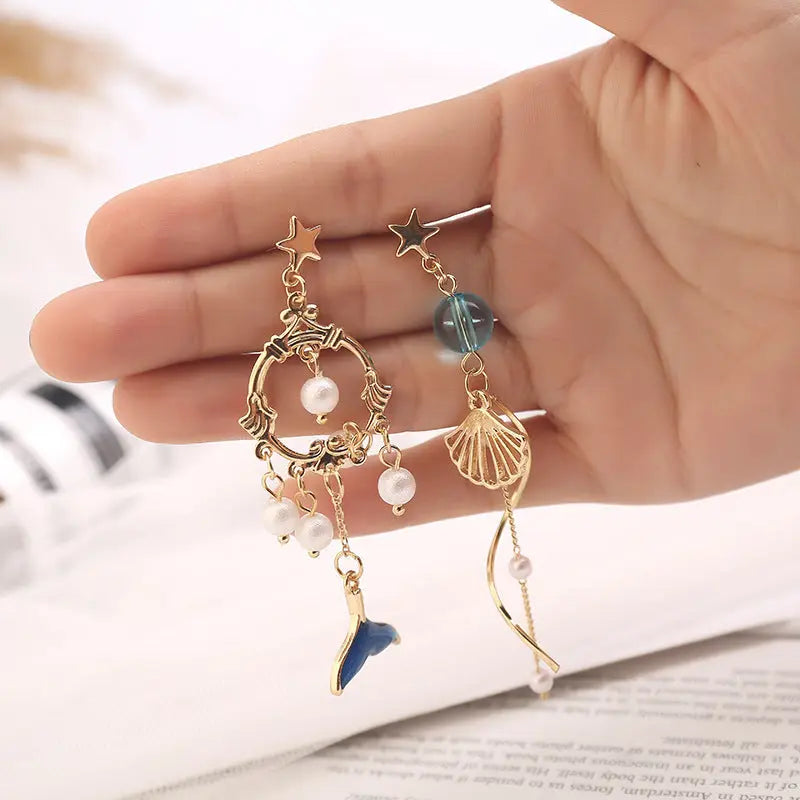Lovcia Star-Shaped Asymmetric Alloy Earrings for Girls-Earrings-Gold-Ear pin-Gold
