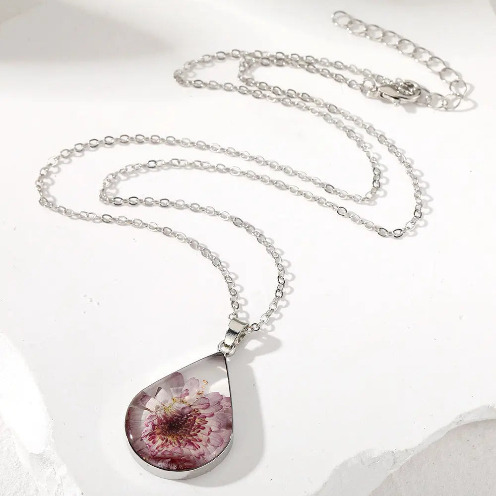 Lovcia Water Drop-Shaped Dried Colorful Flowers Modern Fashion Necklace for Women-Necklaces-Pink Chrysanthemum-Pink Chrysanthemum
