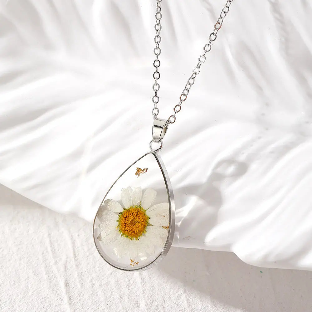 Lovcia Water Drop-Shaped Dried Colorful Flowers Modern Fashion Necklace for Women-Necklaces-White Daisy-White Daisy