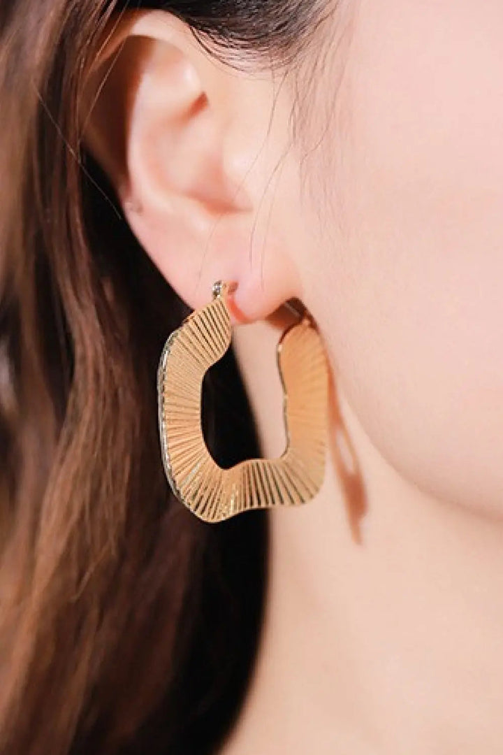 Ribbed Alloy Earrings LOVCIA