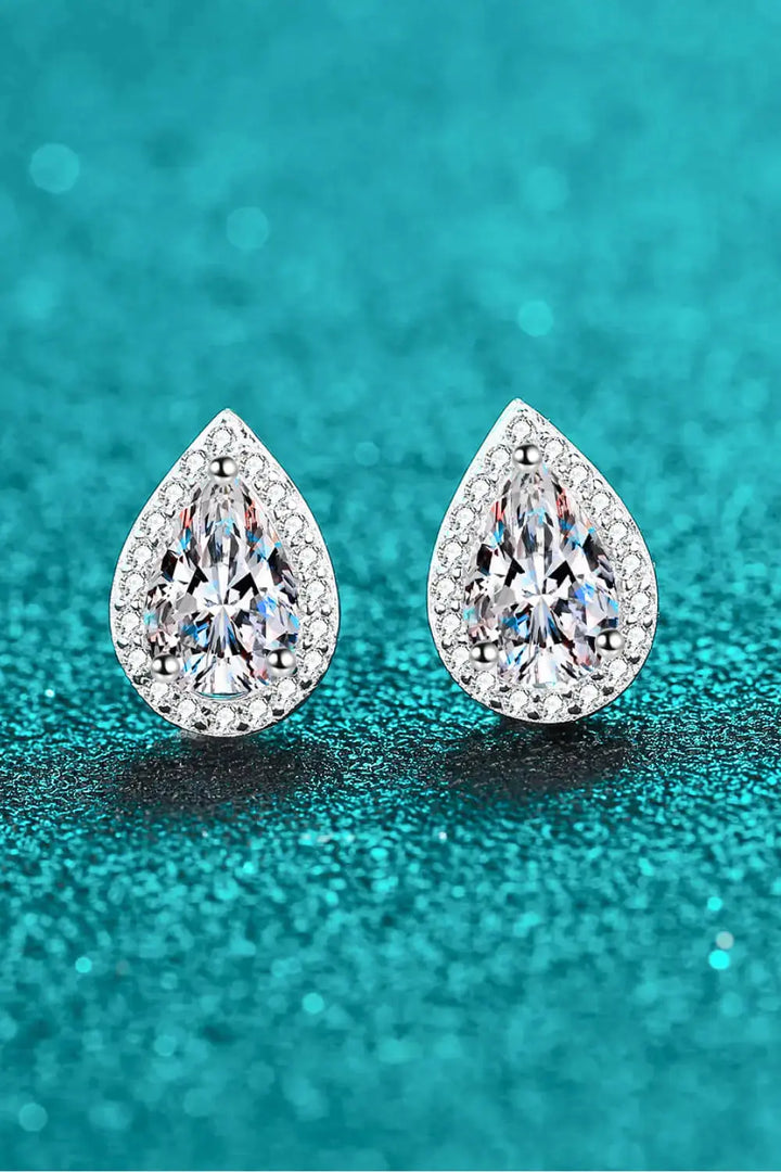 LOVCIA Moissanite Teardrop Stud Earrings