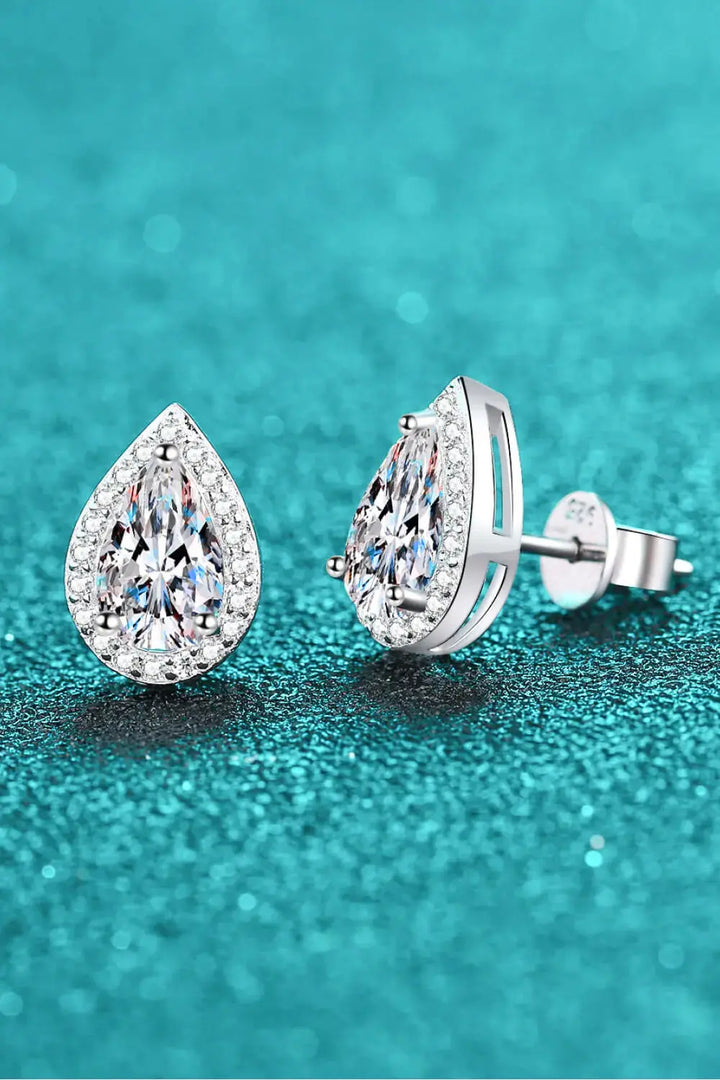 LOVCIA Moissanite Teardrop Stud Earrings