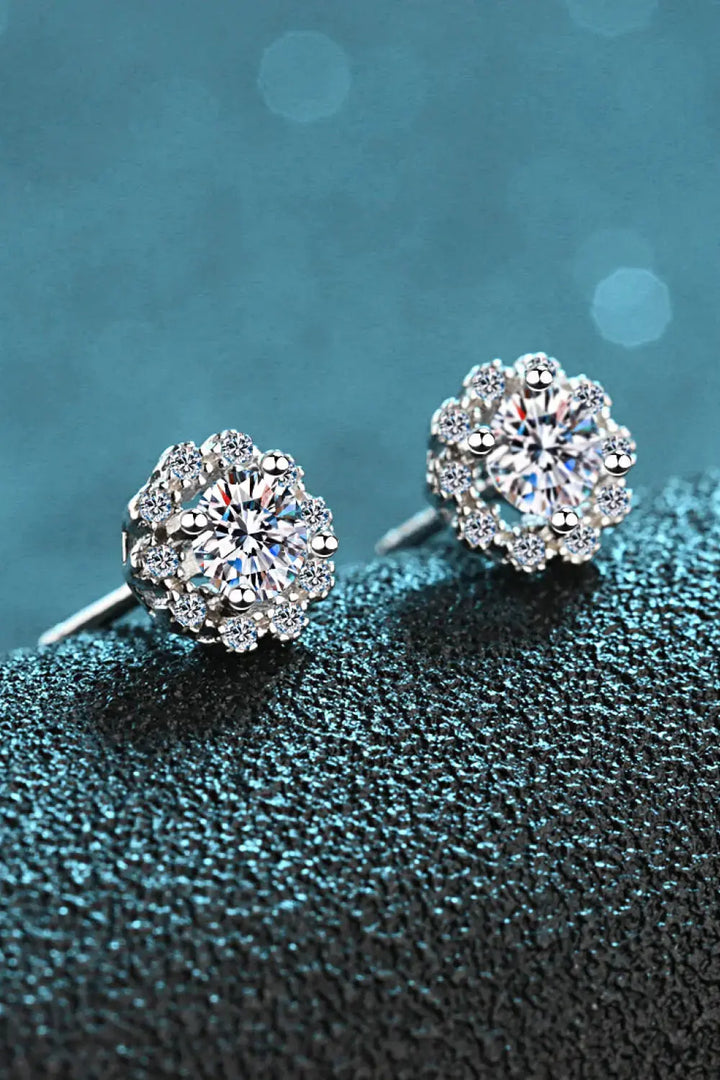 LOVCIA Moissanite Floral-Shaped Stud Earrings