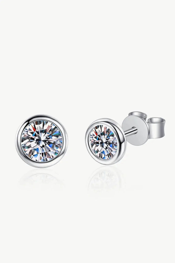 LOVCIA Moissanite Round-Shaped Stud Earrings