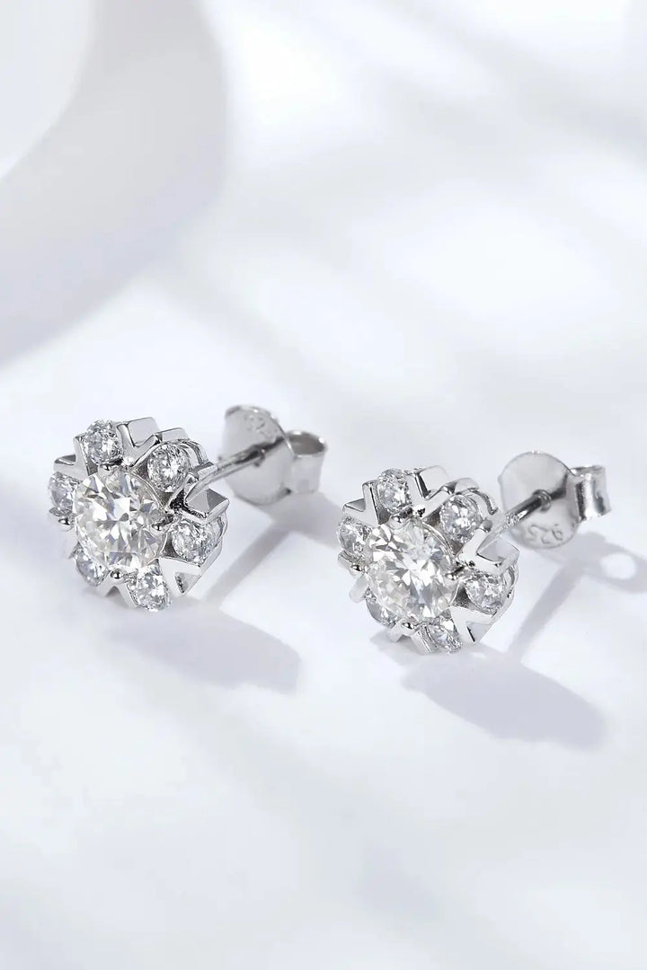 LOVCIA 925 Sterling Silver Moissanite Stud Earrings