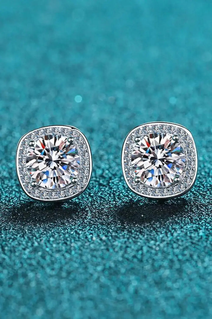 LOVCIA Let Me Love You 1 Carat Moissanite Stud Earrings