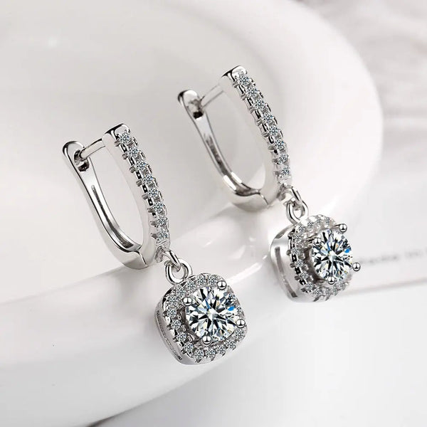 LOVCIA Elegant Women's Diamond-Encrusted Zircon Hoop Earrings