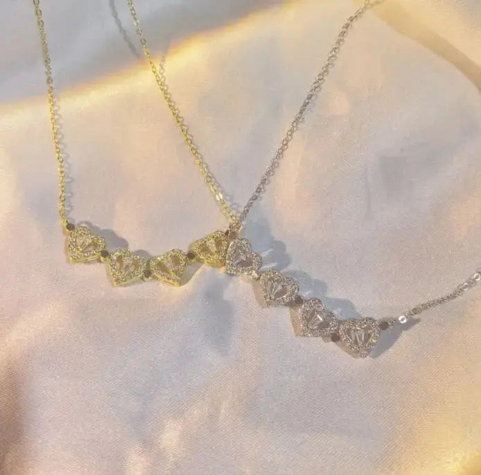 LOVCIA Magnetic Heart-Shaped Four Leaf Clover Necklace for Women - Unleash Your Luck
