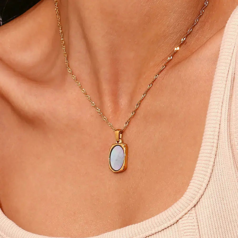 LOVCIA Radiant Reflections Stainless Steel Shell Mirror Necklace for Women