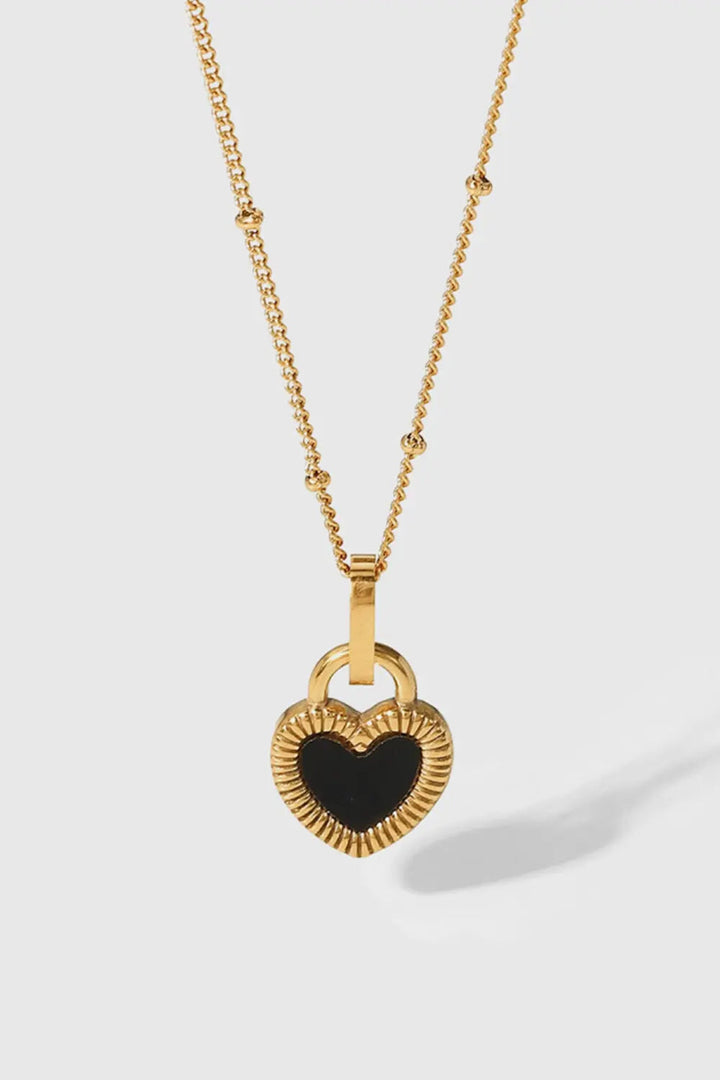 LOVCIA Contrast Heart Pendant Necklace