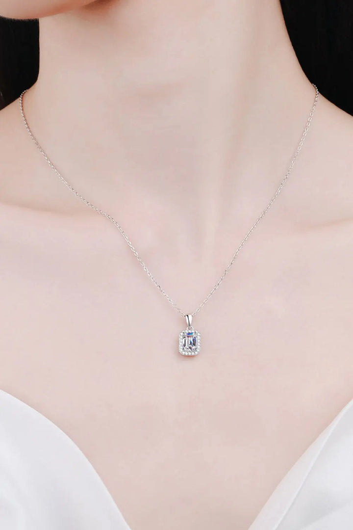 LOVCIA Square Moissanite Pendant Chain Necklace