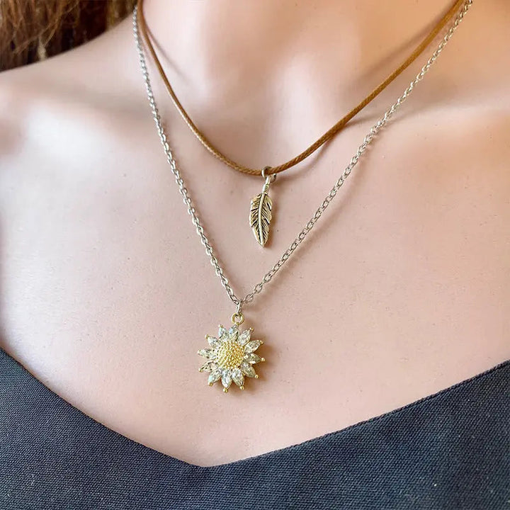 LOVCIA Sunflower Pendant Necklace Set