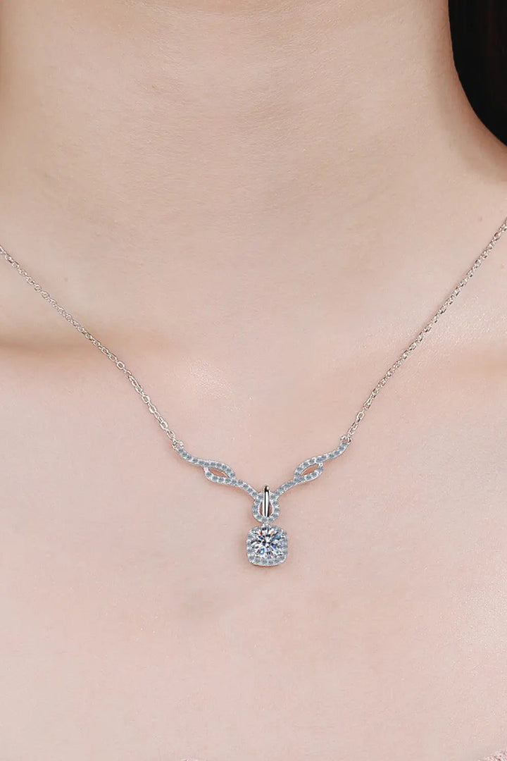 LOVCIA Right On Trend Moissanite Pendant Necklace