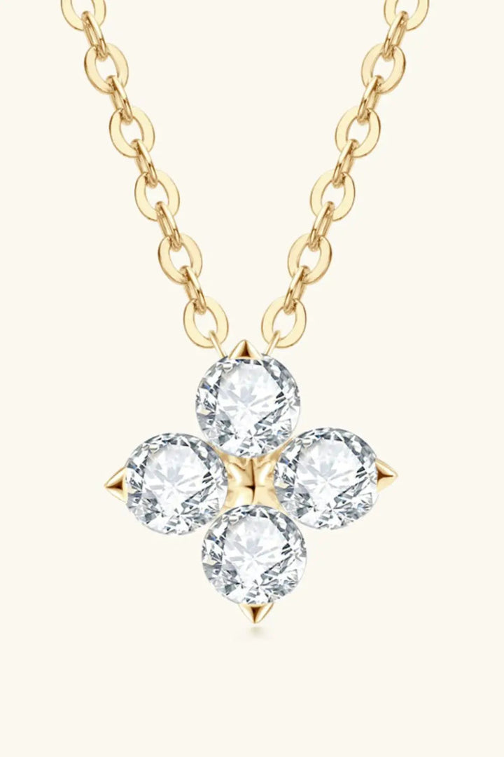 LOVCIA Moissanite Four Leaf Clover Pendant Necklace