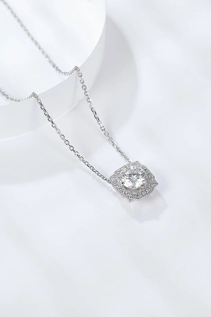 1 Carat Moissanite Flower Shape Pendant Chain Necklace LOVCIA