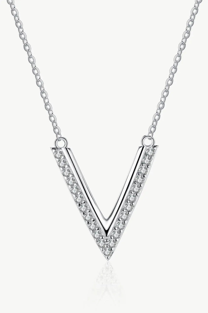 LOVCIA Adored Sterling Silver V Letter Pendant Necklace