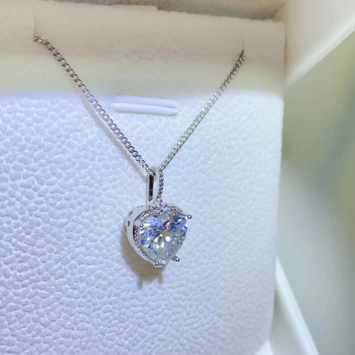 2 Carat Moissanite 925 Sterling Silver Necklace LOVCIA