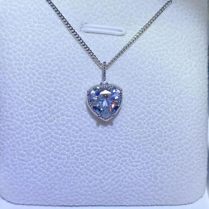 2 Carat Moissanite 925 Sterling Silver Necklace LOVCIA