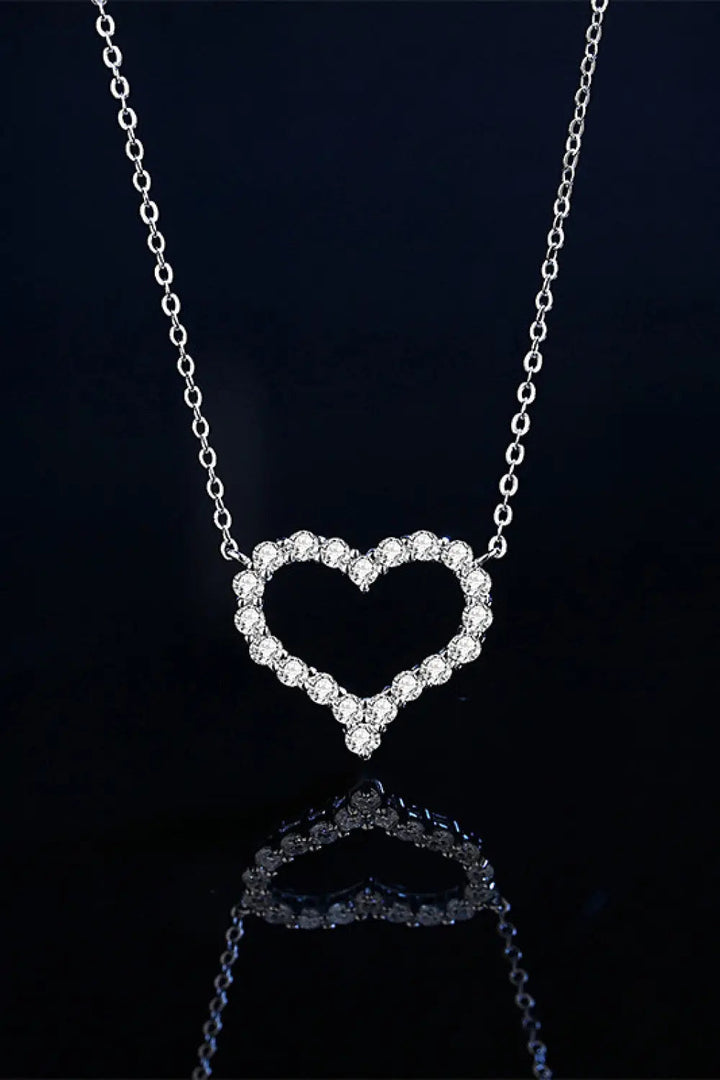 LOVCIA 1 Carat Moissanite Heart Pendant Chain-Link Necklace