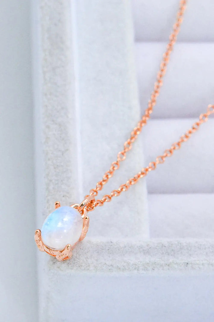 LOVCIA Natural 4-Prong Pendant Moonstone Necklace