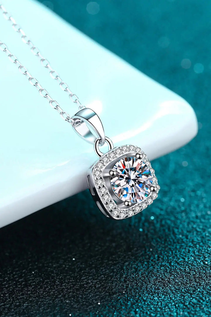 LOVCIA Moissanite Square Pendant Chain Necklace