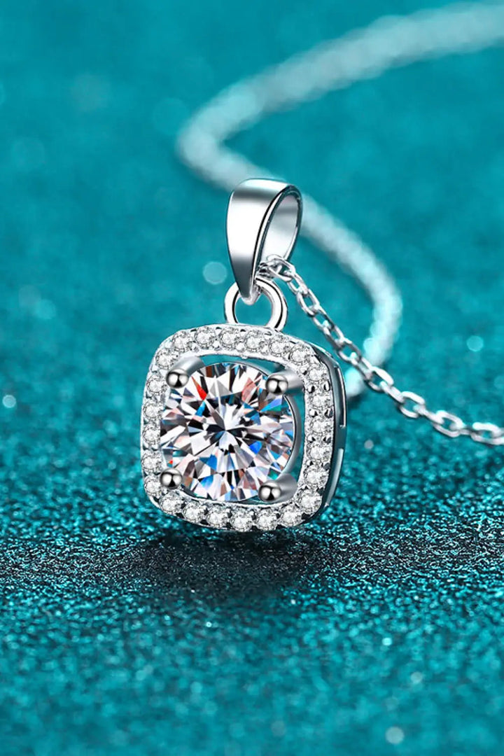 LOVCIA Moissanite Square Pendant Chain Necklace