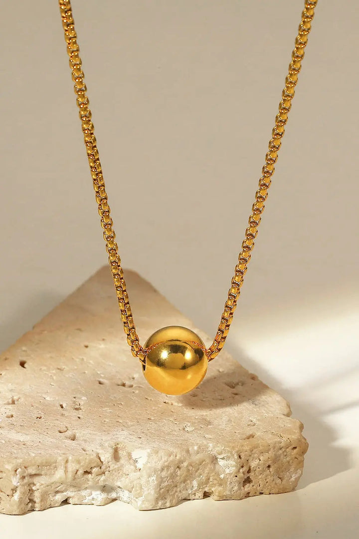 18K Gold-Plated Round Shape Pendant Necklace LOVCIA