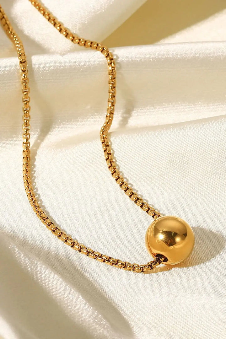 18K Gold-Plated Round Shape Pendant Necklace LOVCIA