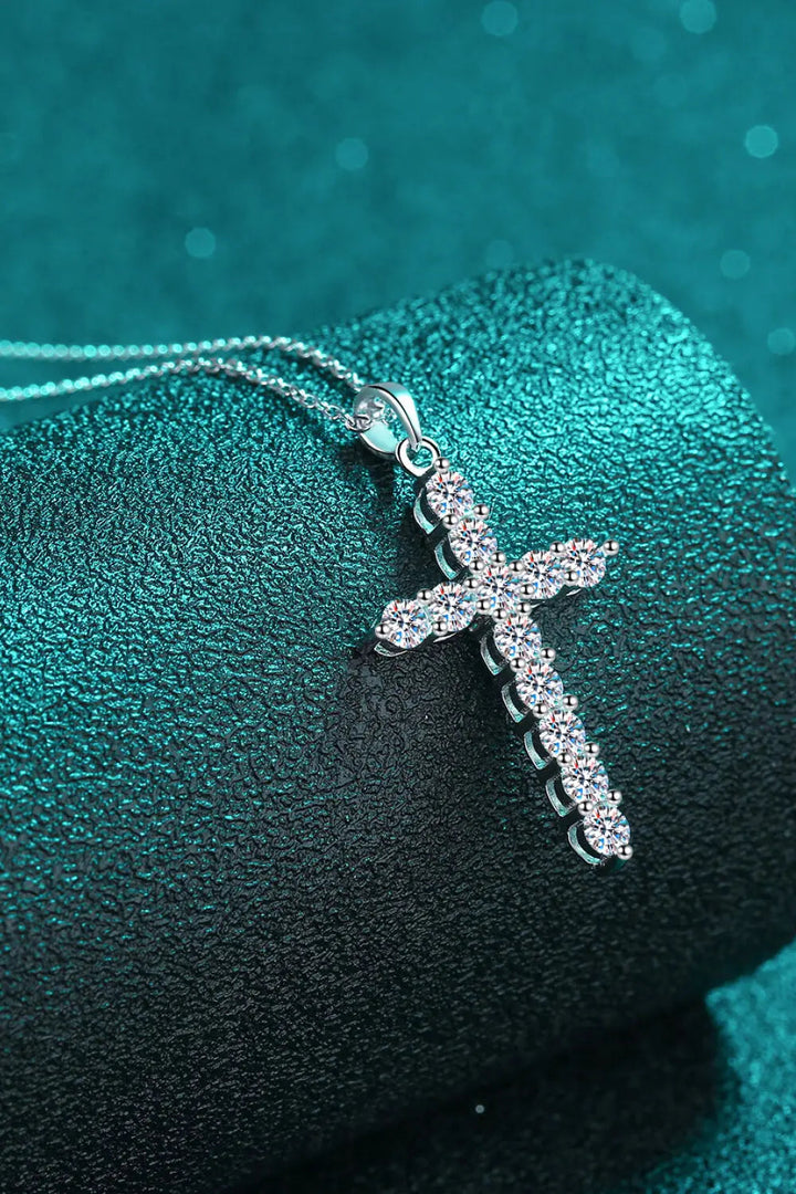 LOVCIA Adored 925 Sterling Silver Cross Moissanite Necklace