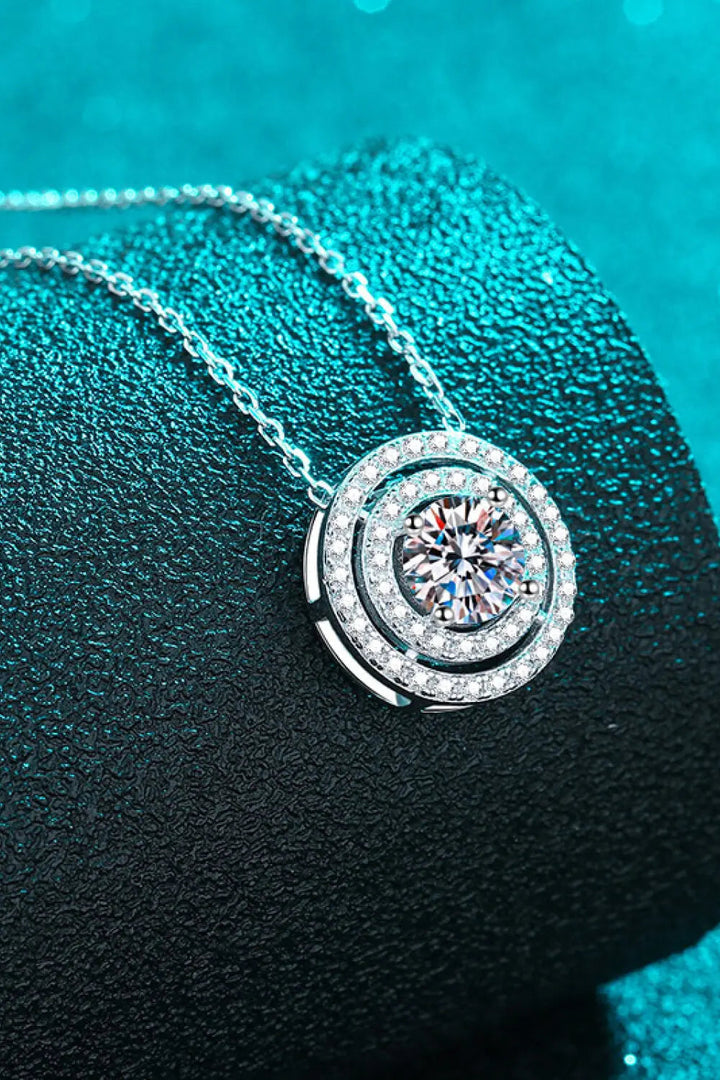 LOVCIA Moissanite Round Pendant Rhodium-Plated Necklace