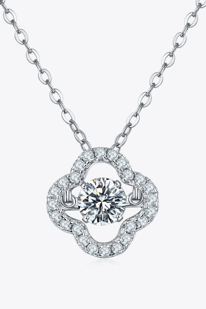 LOVCIA Moissanite Four Leaf Clover Pendant Necklace