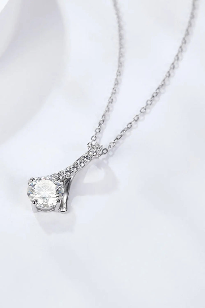 LOVCIA Special Occasion 1 Carat Moissanite Pendant Necklace