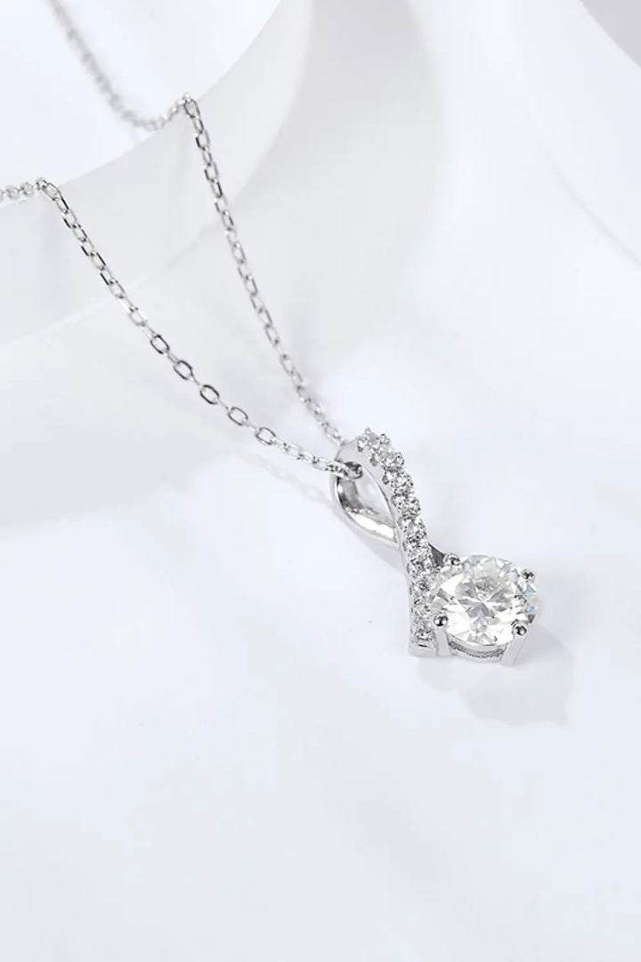 LOVCIA Special Occasion 1 Carat Moissanite Pendant Necklace