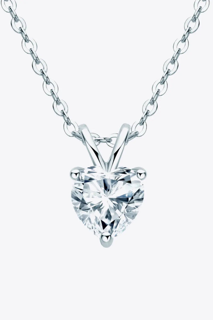 LOVCIA 1 Carat Moissanite Heart-Shaped Pendant Necklace