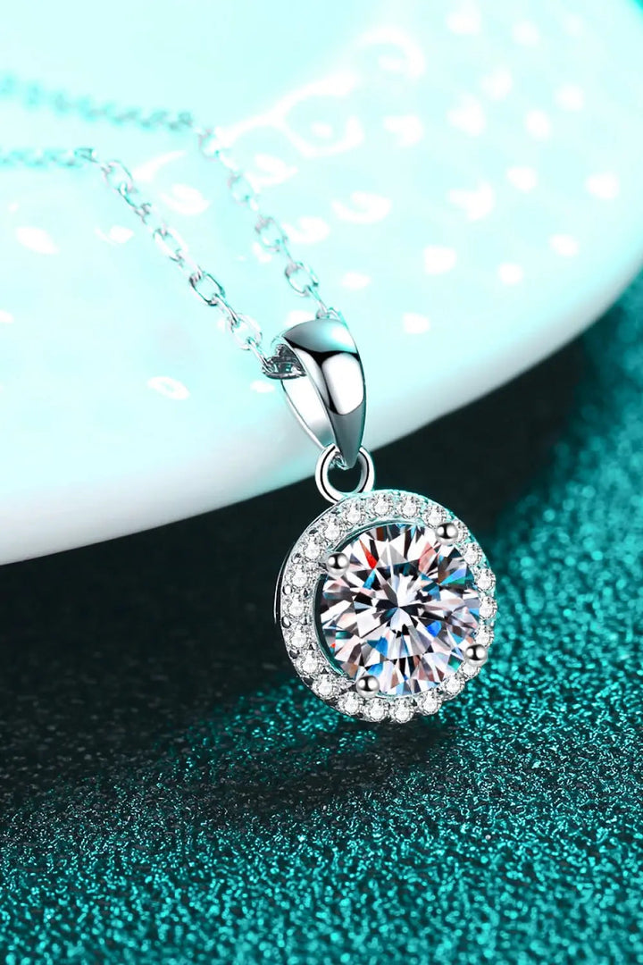 LOVCIA Adored Chance to Charm 1 Carat Moissanite Round Pendant Chain Necklace