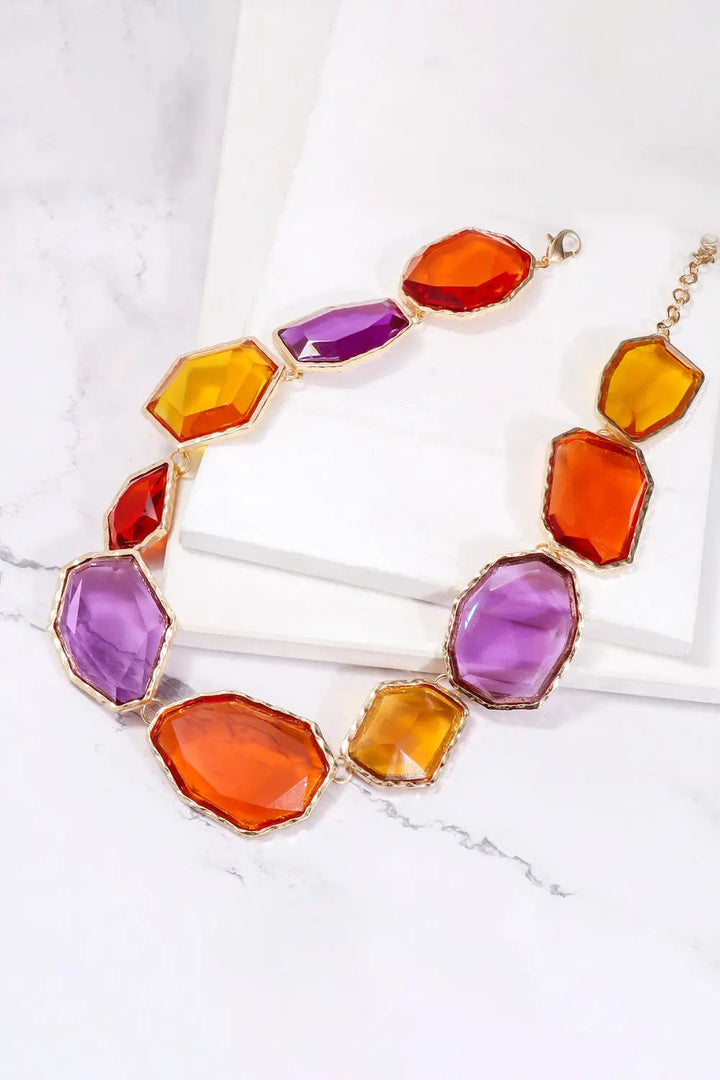 LOVCIA Geometrical Shape Zinc Alloy Frame Resin Necklace