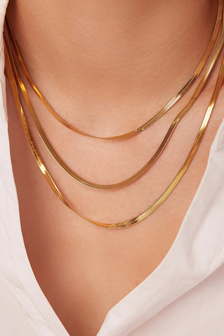 LOVCIA Triple-Layered Snake Chain Necklace