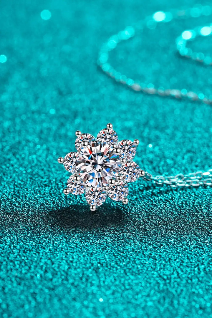 1 Carat Moissanite Floral-Shaped Pendant Necklace LOVCIA