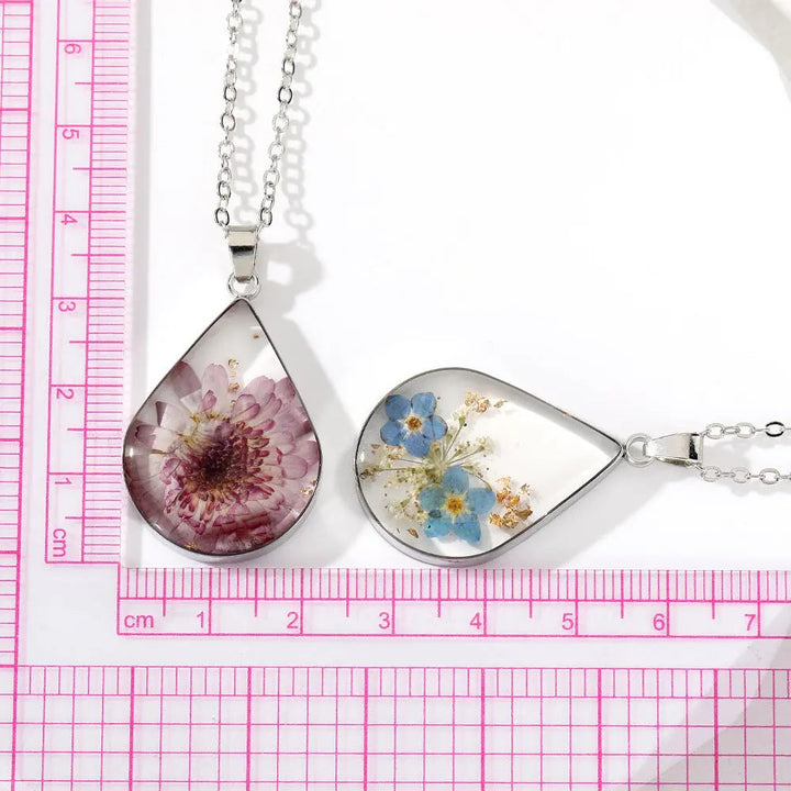 LOVCIA Water Drop-Shaped Dried Colorful Flowers Modern Fashion Necklace for Women - LOVCIA