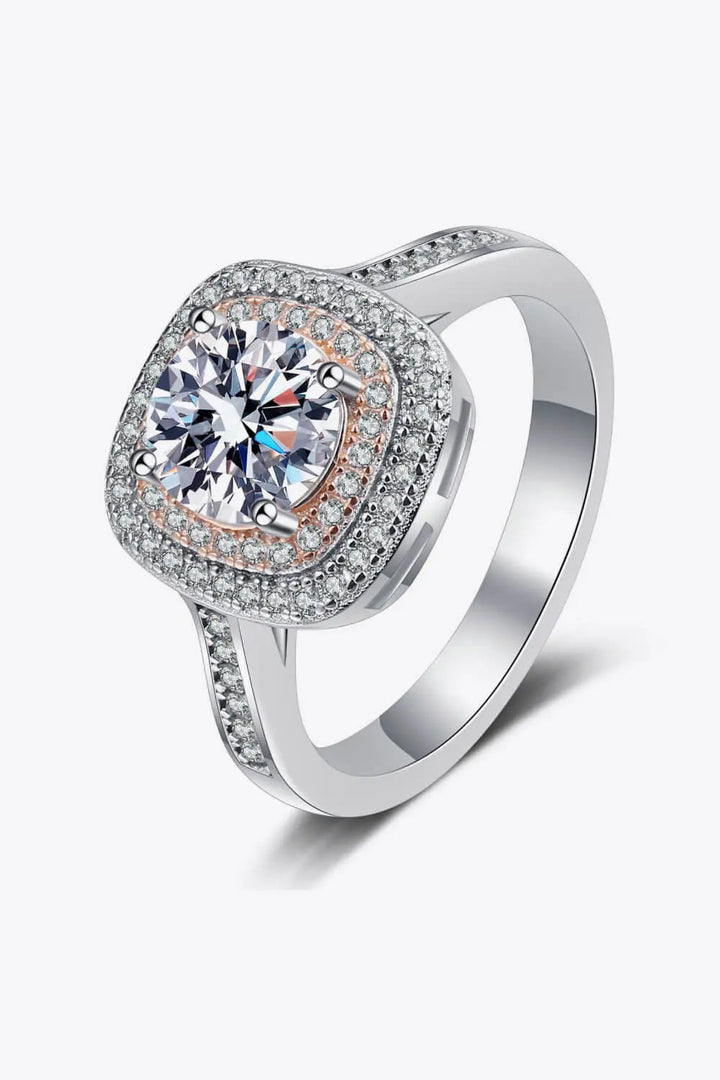 LOVCIA Need You Now Moissanite Ring